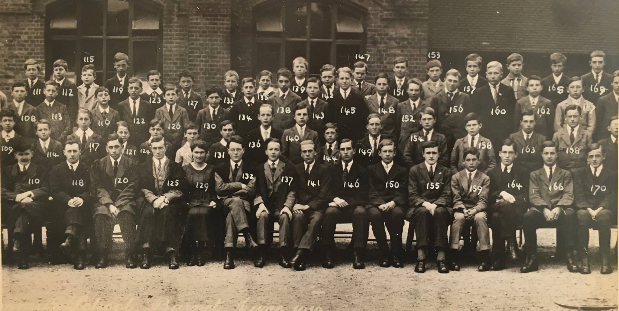 Whole school, 1919 (section 3)