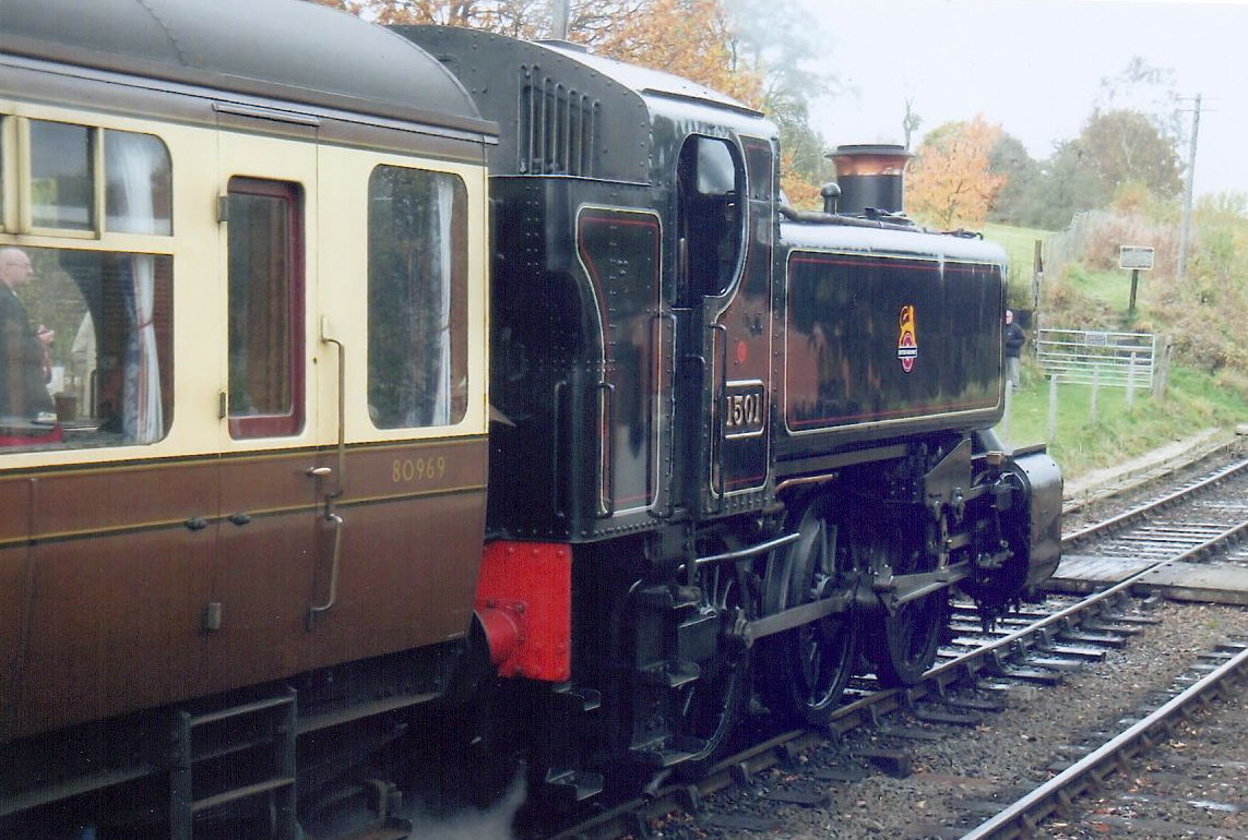 Ex-GWR tank engine 1501, Arley station, 2017